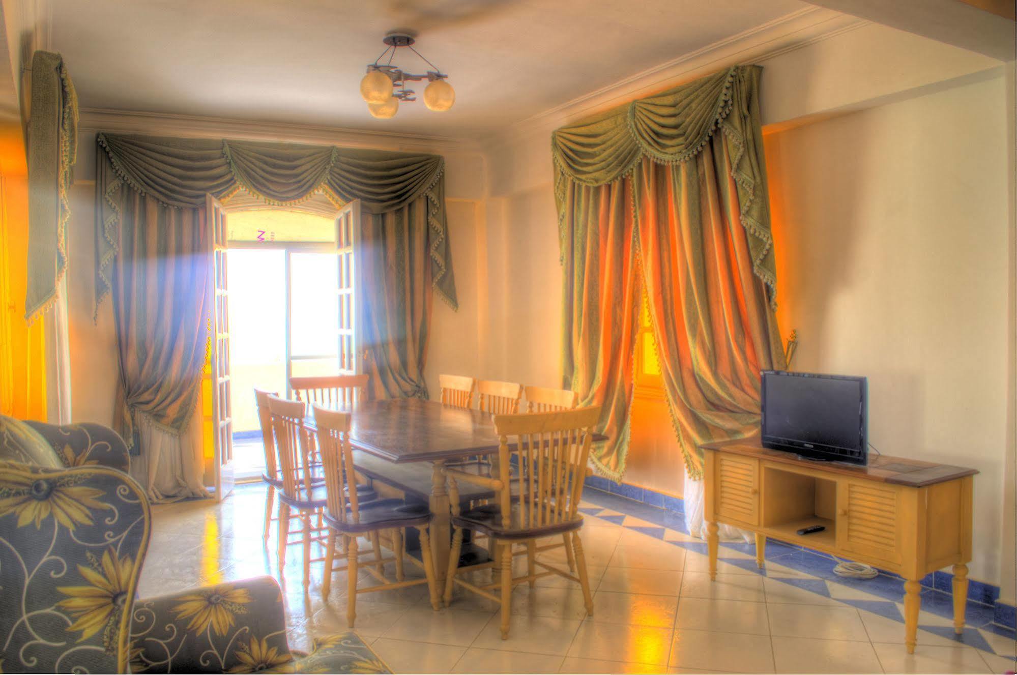 Tolip Inn Resort Fayed Exterior photo
