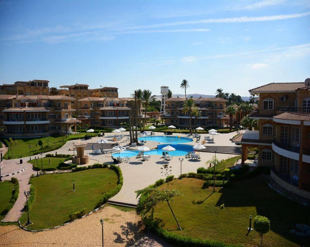 Tolip Inn Resort Fayed Exterior photo